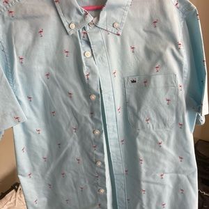 Blue crown and ivy button down short sleeve shirt with flamingos